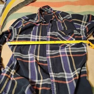 Nike 6.0 large men's Plaid Shirt